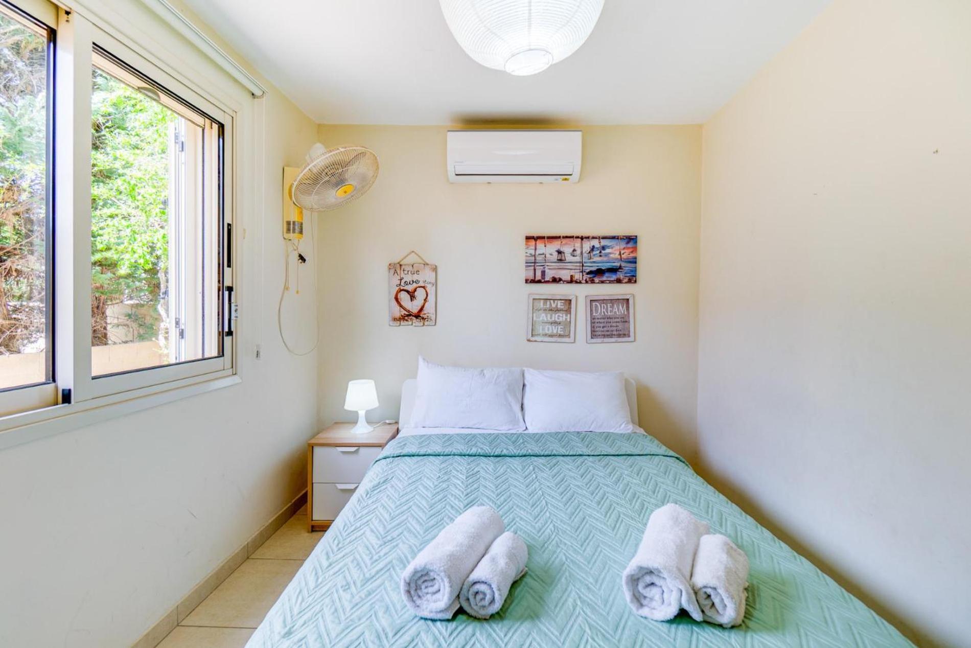 פרבוליה Villa Venus By Ezoria Villas מראה חיצוני תמונה