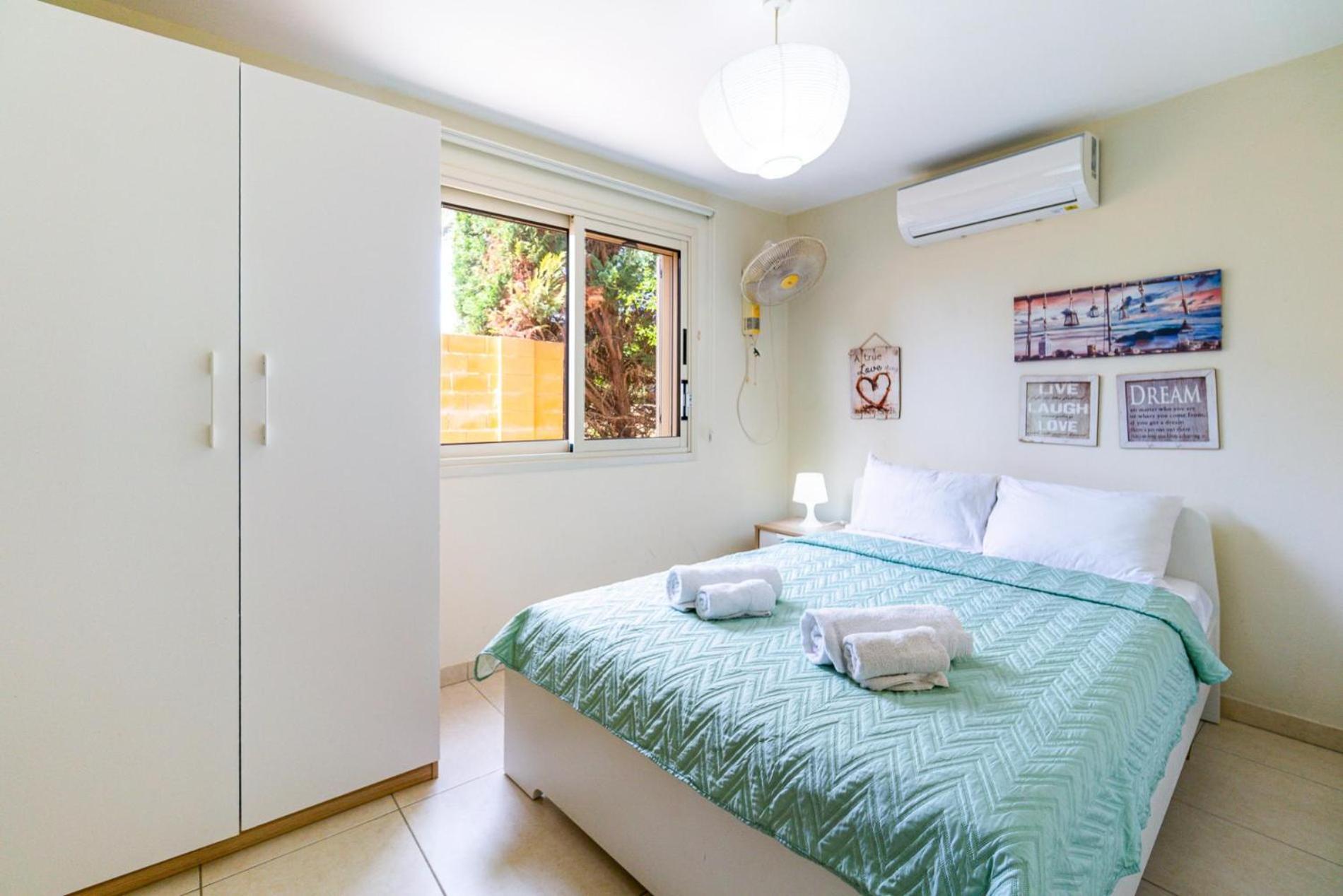 פרבוליה Villa Venus By Ezoria Villas מראה חיצוני תמונה