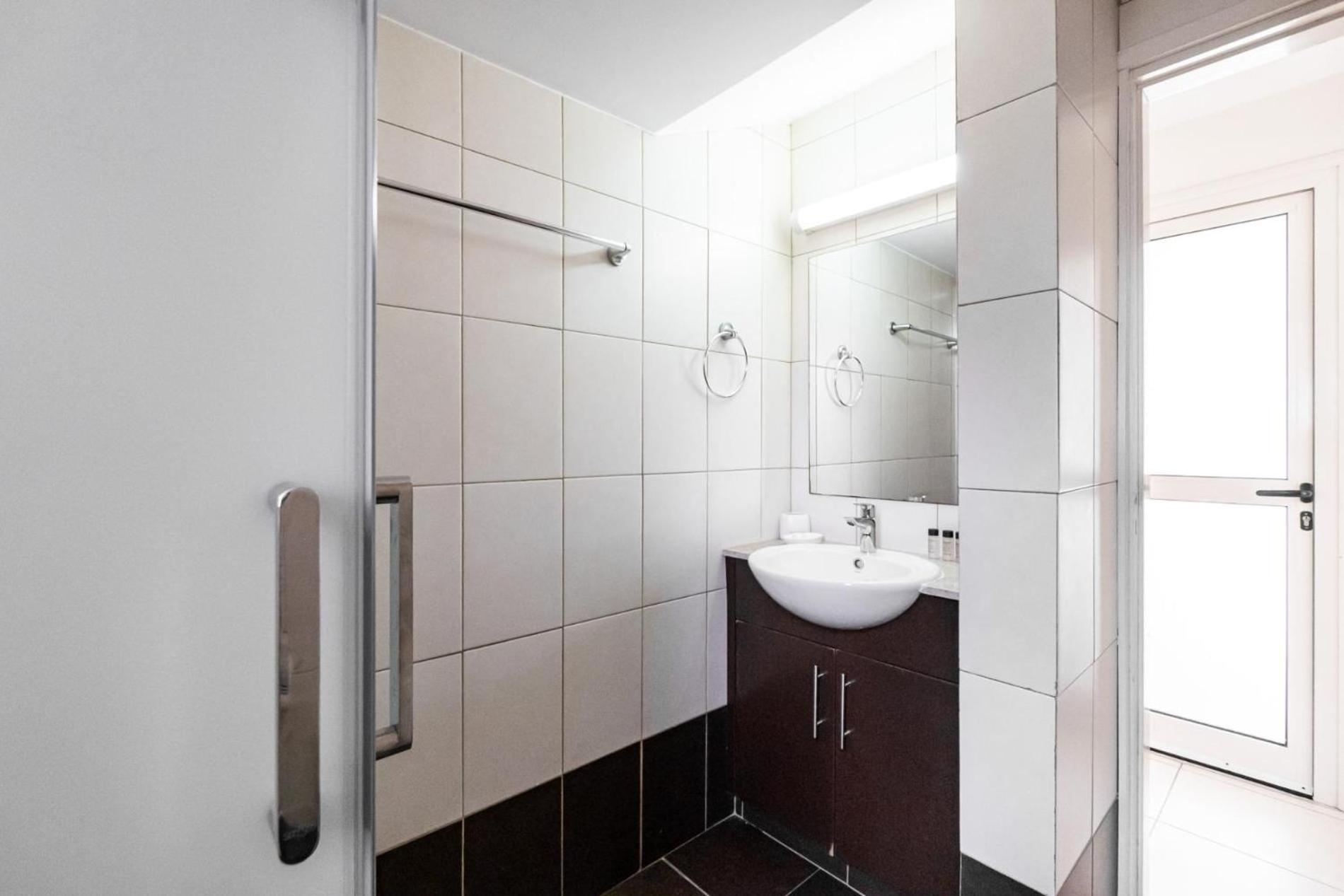 פרבוליה Villa Venus By Ezoria Villas מראה חיצוני תמונה