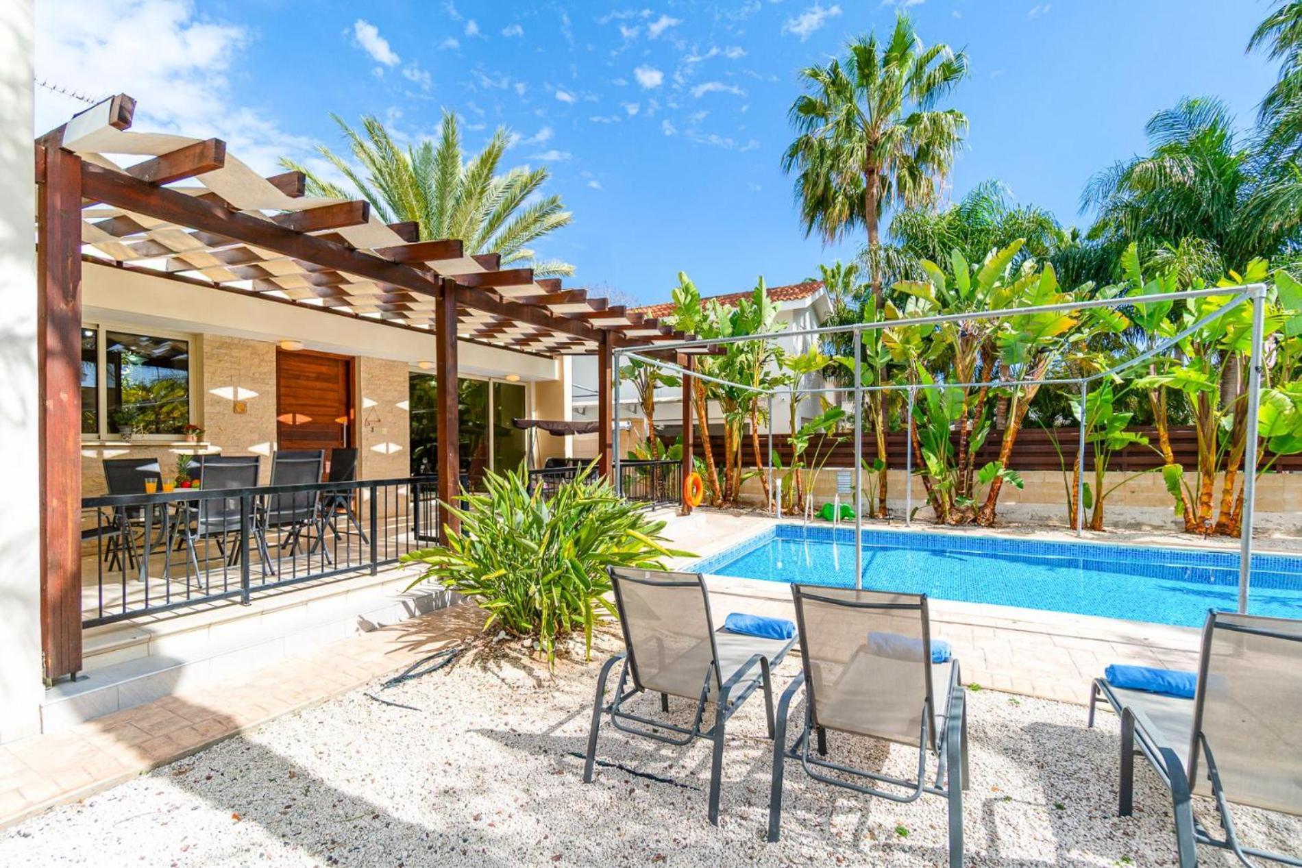 פרבוליה Villa Venus By Ezoria Villas מראה חיצוני תמונה